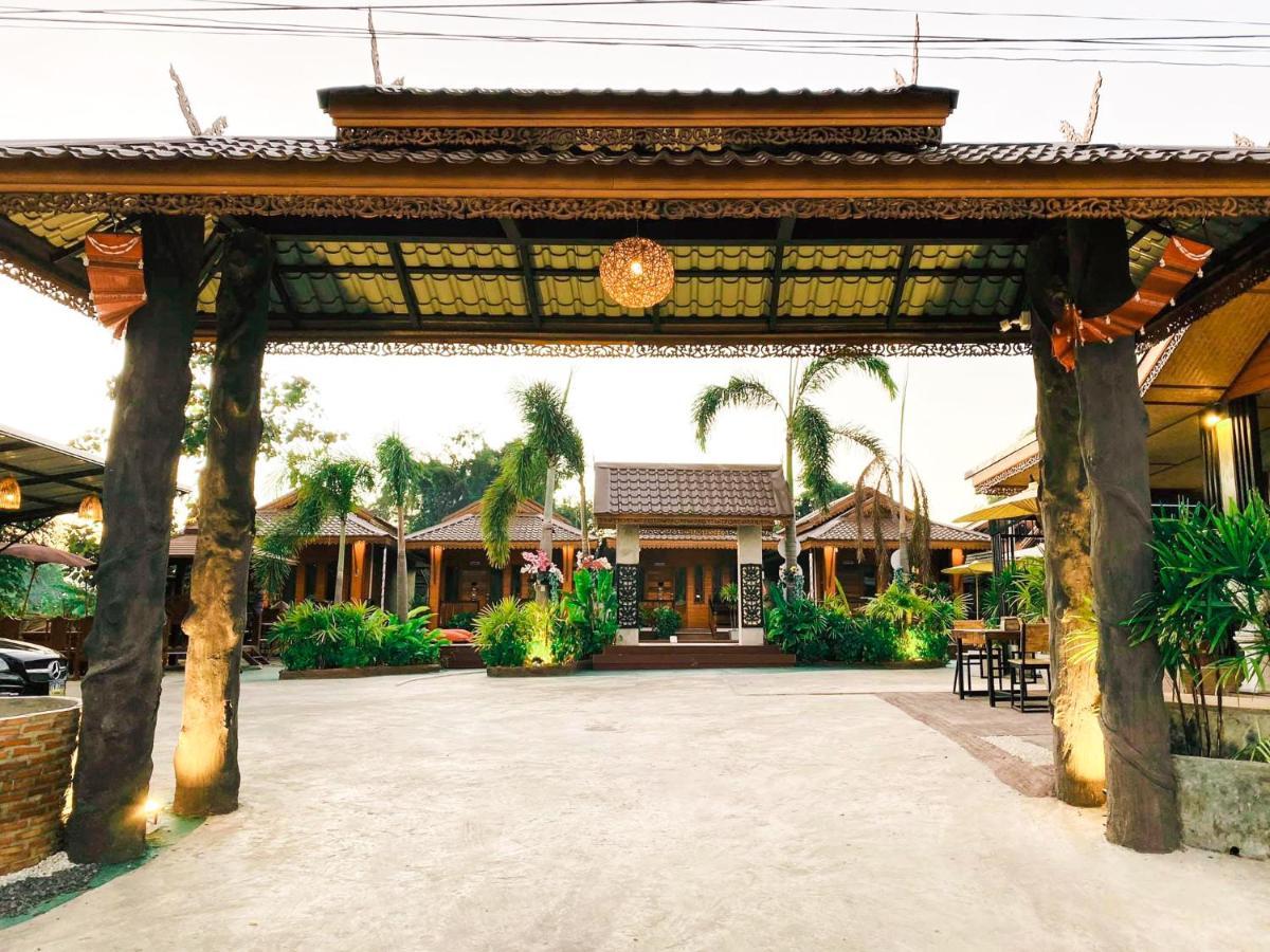 Khum Lanna Boutique Hotel Sisaket Экстерьер фото