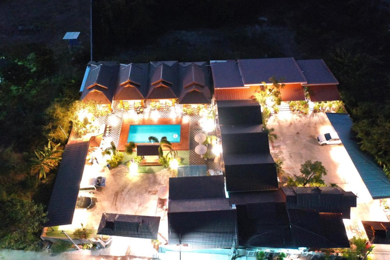 Khum Lanna Boutique Hotel Sisaket Экстерьер фото