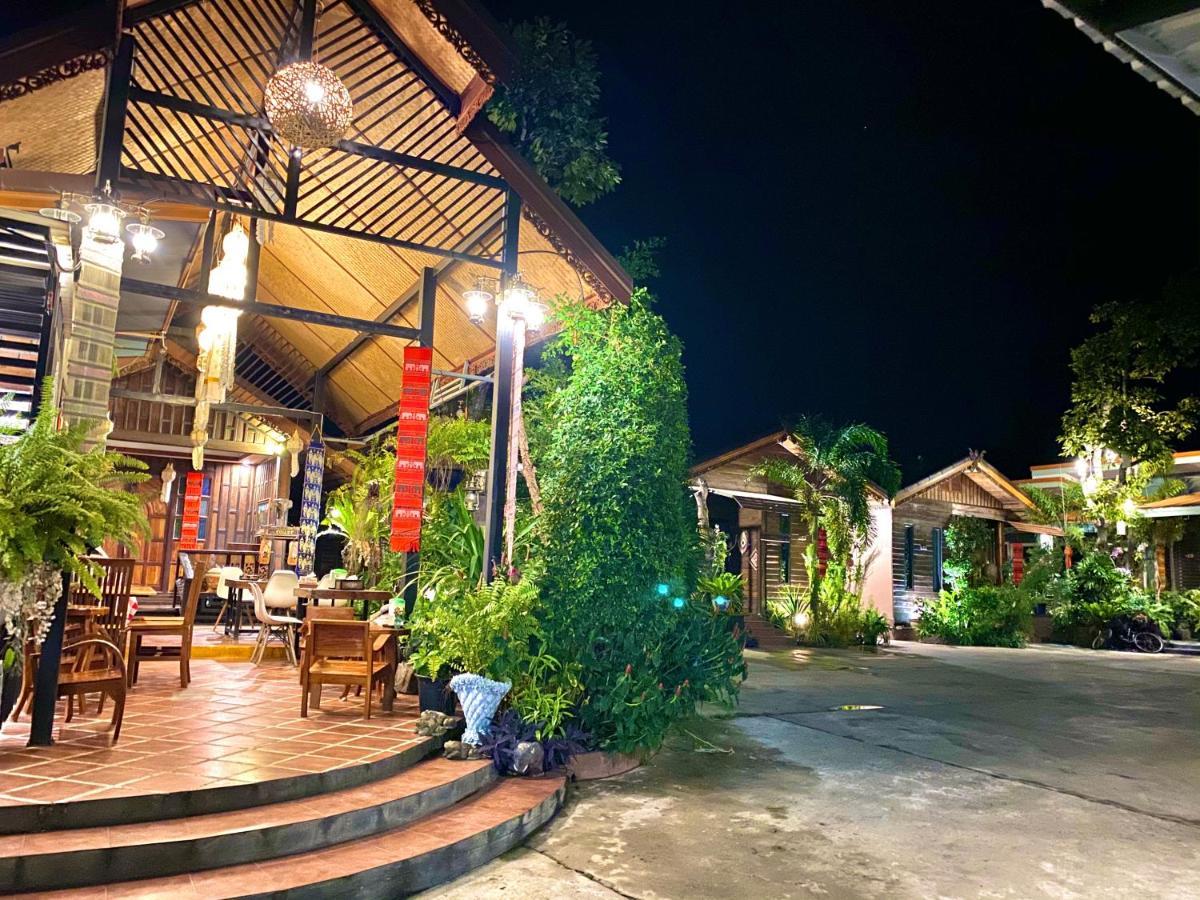 Khum Lanna Boutique Hotel Sisaket Экстерьер фото