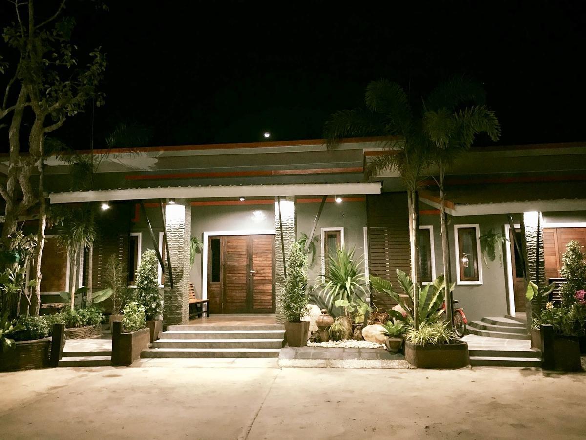 Khum Lanna Boutique Hotel Sisaket Экстерьер фото
