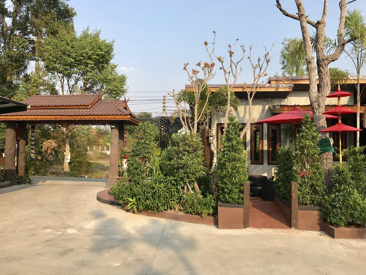 Khum Lanna Boutique Hotel Sisaket Экстерьер фото