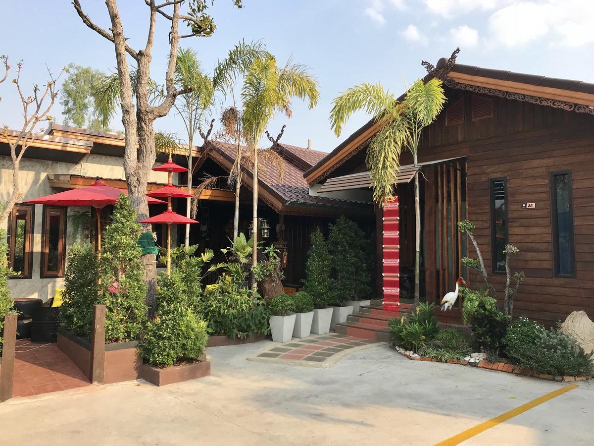 Khum Lanna Boutique Hotel Sisaket Экстерьер фото