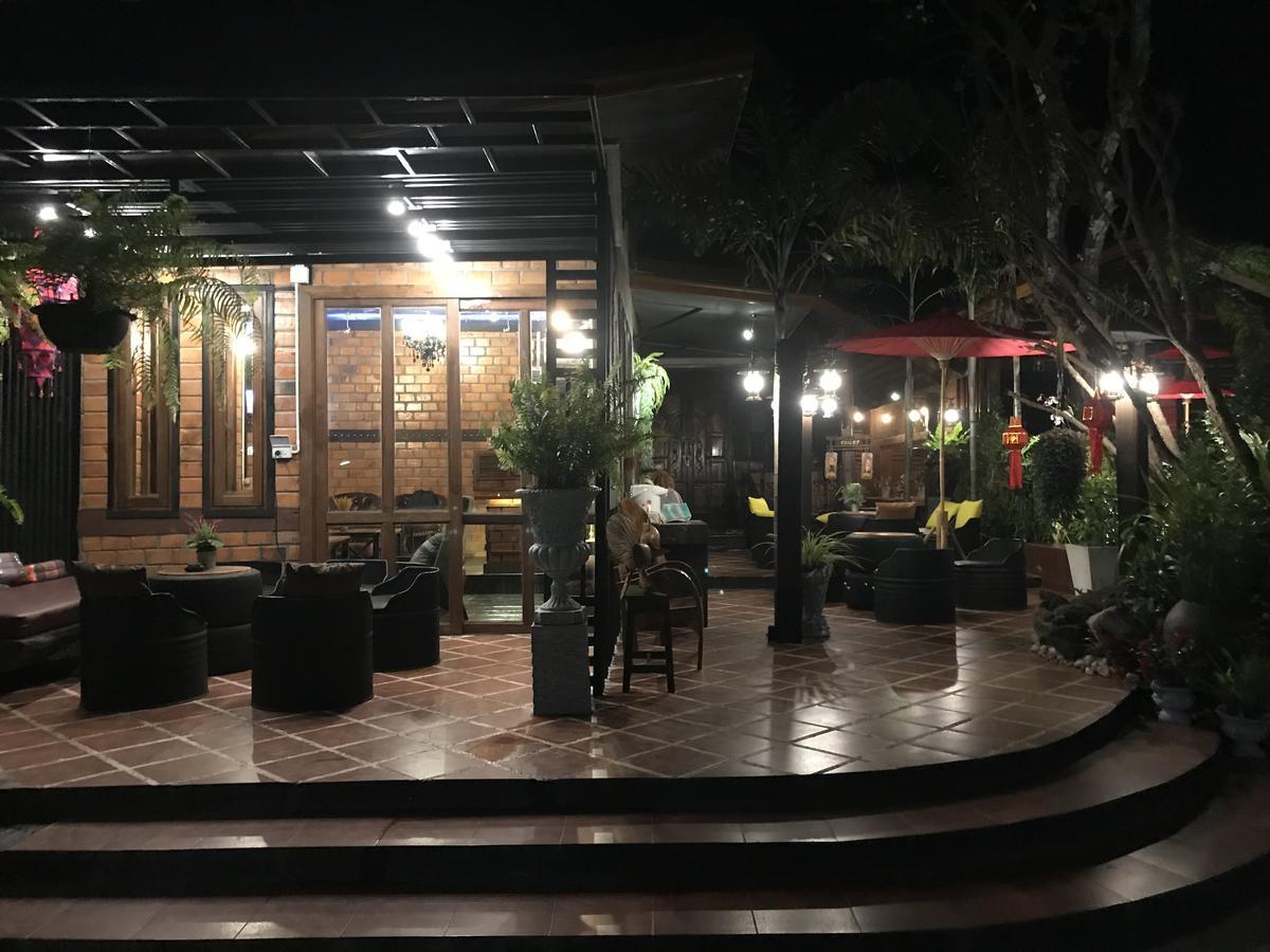 Khum Lanna Boutique Hotel Sisaket Экстерьер фото