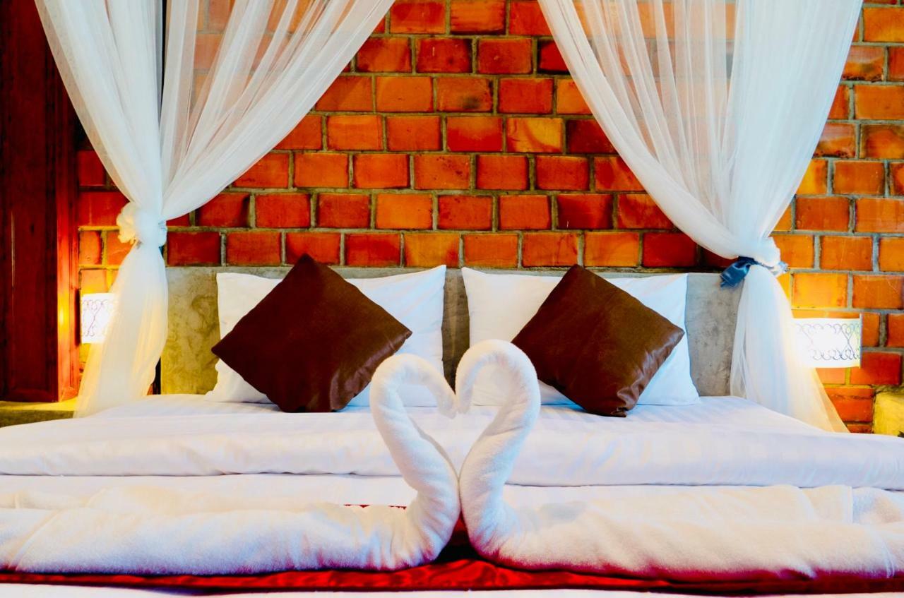 Khum Lanna Boutique Hotel Sisaket Экстерьер фото